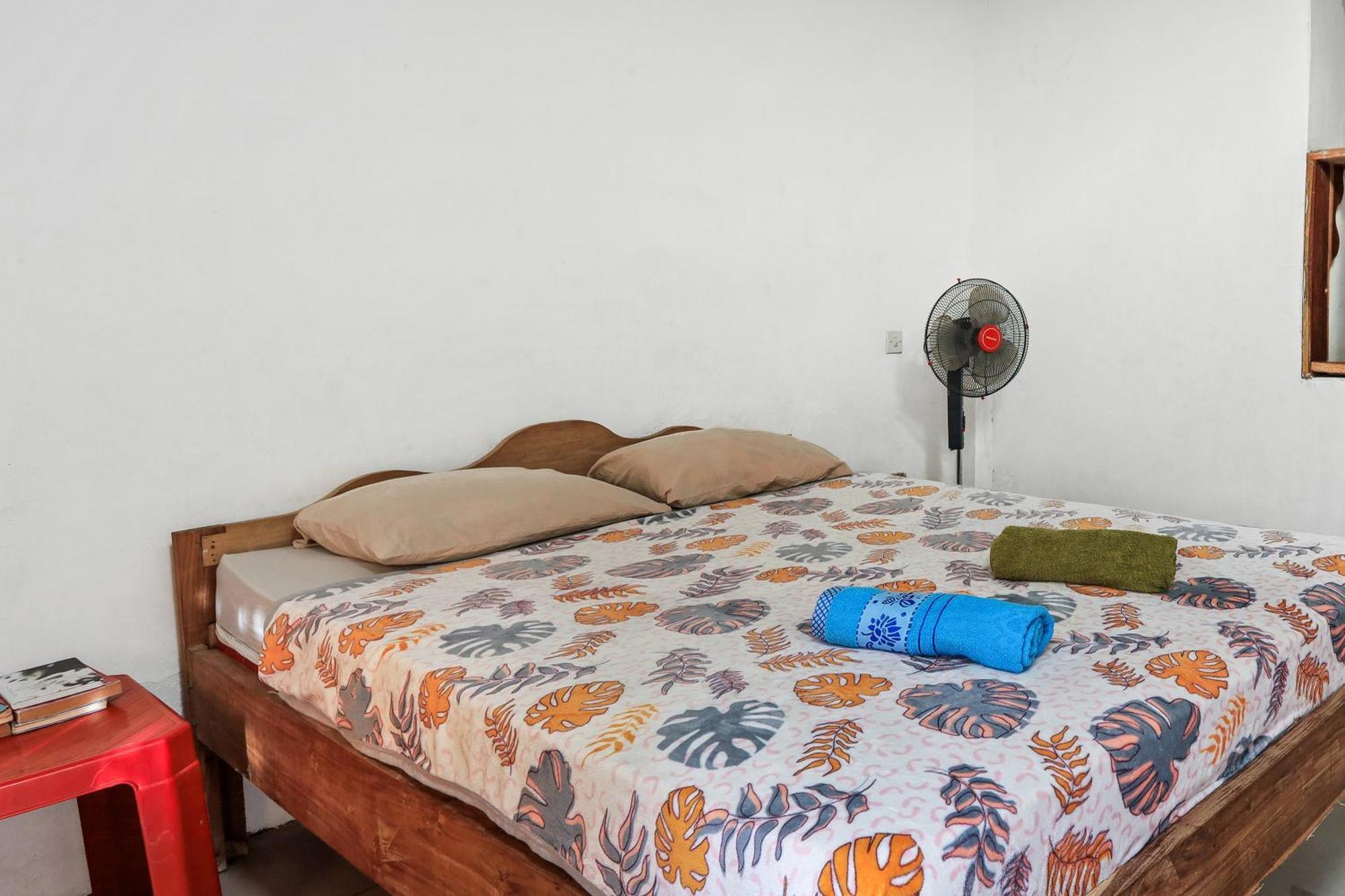 Palulu Garden Homestay Labuan Bajo Exterior foto