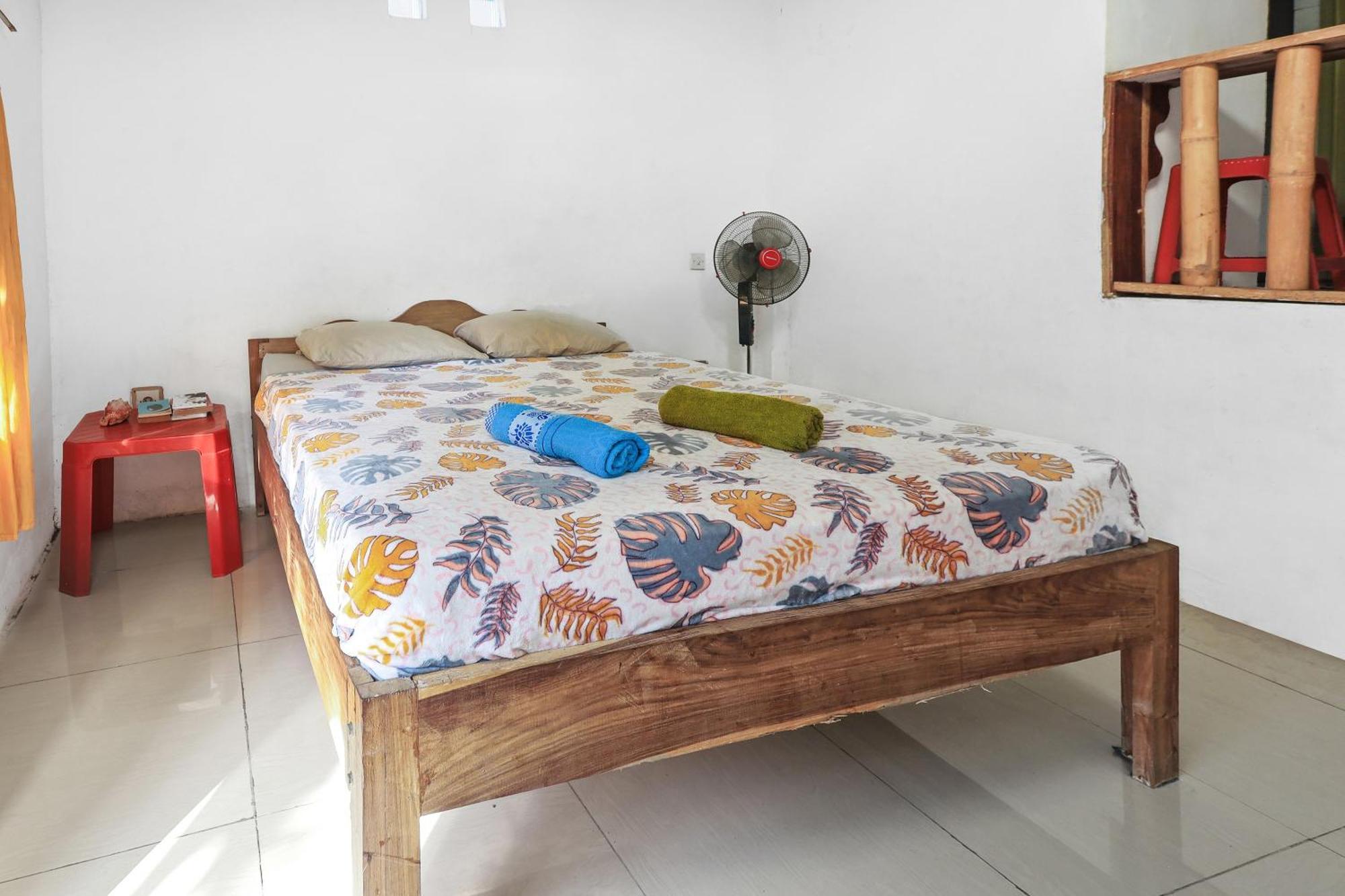 Palulu Garden Homestay Labuan Bajo Exterior foto